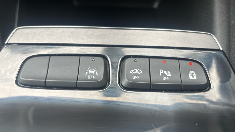 Vauxhall Mokka 100kW GS 50kWh 5dr Auto Electric Hatchback